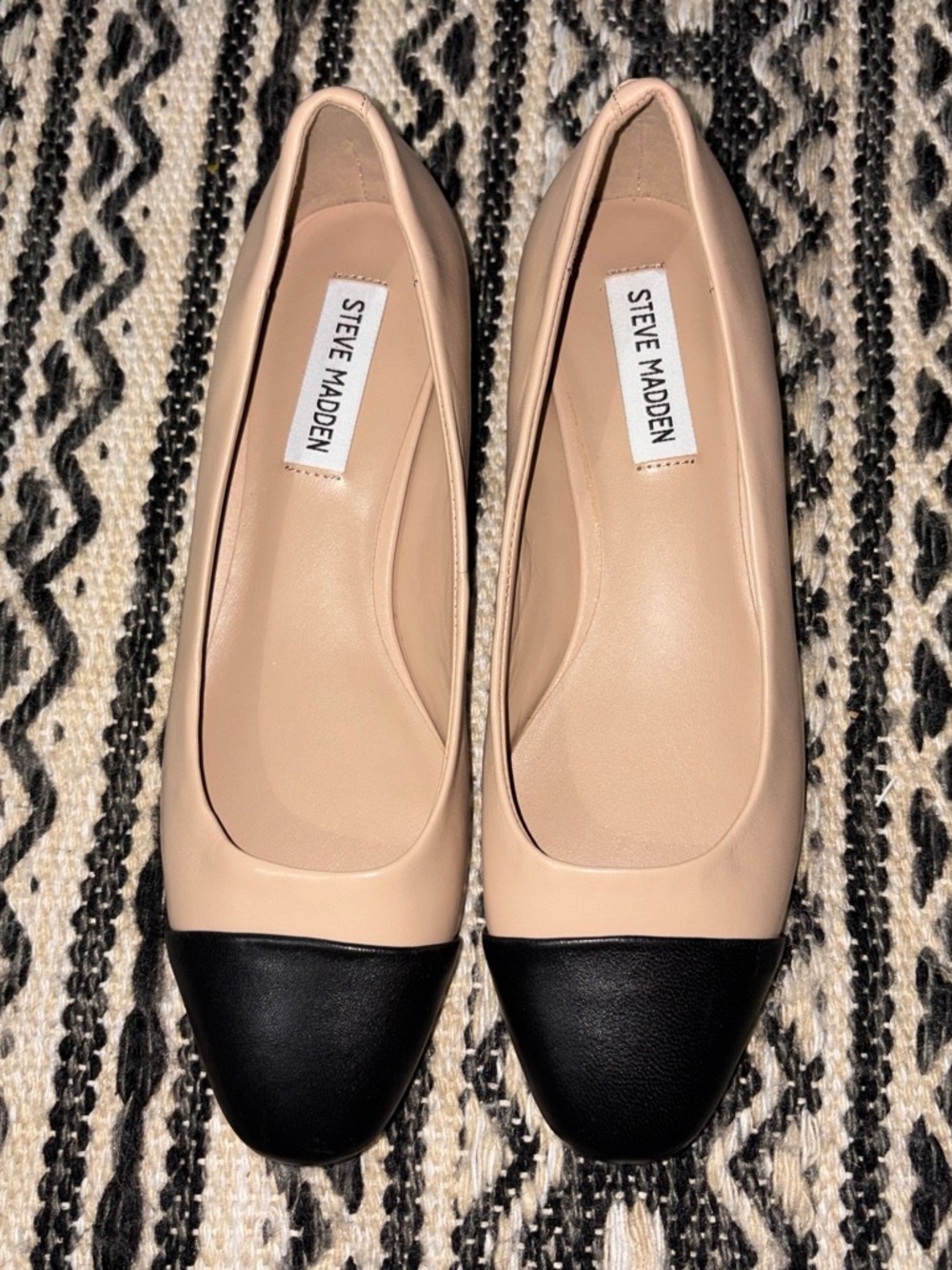 Steve Madden Nude and Black Cap-Toe Ballet Flats
